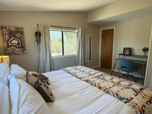 Gallery image of Manzanita Hideaway Hot Tub Sunset views Yosemite in Ahwahnee