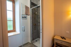 Koupelna v ubytování Maison d hôtes L école