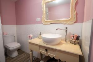 Koupelna v ubytování Maison d hôtes L école + 10 fotografií