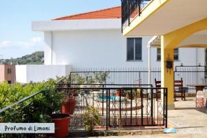 A balcony or terrace at Casa Bellavista