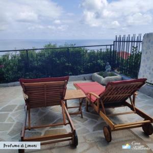 A balcony or terrace at Casa Bellavista