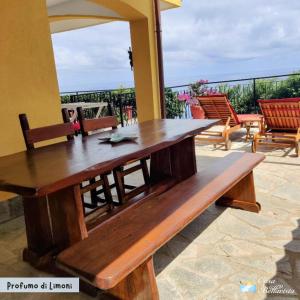 A balcony or terrace at Casa Bellavista