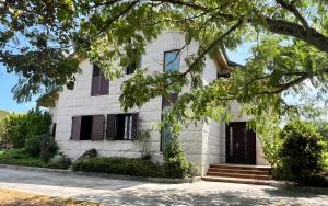 The building in which the holiday home is located