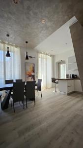 Φωτογραφία από το άλμπουμ του Vanity House στη Λα Σπέτσια +22 φωτογραφίες