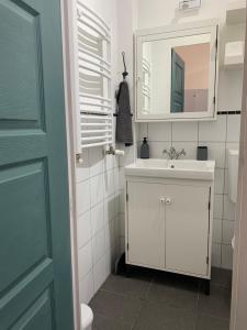 Viki Apartmanház 2510 Dorog, 15 Mária út kép - 2
