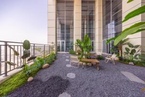 Kebun di luar Atour Hotel Changsha Xingsha Economic Development Zone Sanyi Road