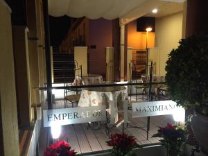 Restaurace v ubytování Maximiano Herculeo