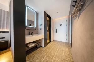 Kuchyň nebo kuchyňský kout v ubytování Atour Light Hotel Chongqing Hechuan Sports Center
