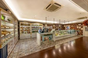 Supermercato o altri negozi del resort o nelle vicinanze