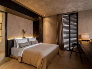 Letto o letti in una camera di Zendara Villas Canggu by Blacksand