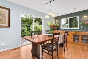 Imagen de la galería de Bothell River house, en Bothell