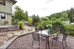 Jardín al aire libre en Bothell River house