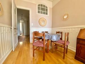 Гостиная зона в 'Le Regina', Vue Mer, Plein Centre, Unique +16 фотографий