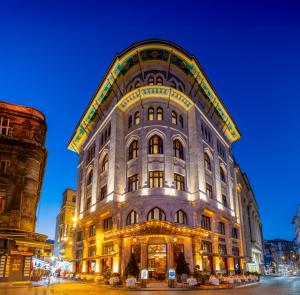 O edifício em que o hotel se localiza