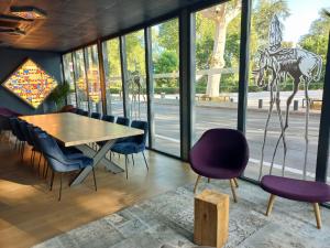 Гостиная зона в Dali Hôtel Perpignan - Restaurant