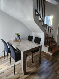 صورة لـ Apartman Divcibare Bela NS 56m2 Lux في ديفشيبار