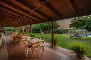 Bazén v ubytování Casale Giancesare Villa Agricola nebo v jeho okolí