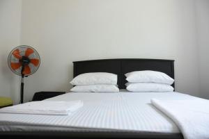 Postel nebo postele na pokoji v ubytování Best hostel Yala