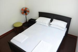 Postel nebo postele na pokoji v ubytování Best hostel Yala