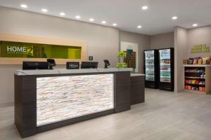 Home2 Suites By Hilton Thunder Bay的证书、奖牌、标识或其他文件