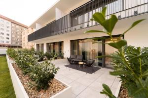 Zahrada ubytování Gold Garden Terrace Apartment