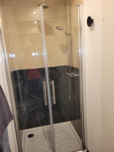 Koupelna v ubytování Paris par métro 4 - RER B - calme - patio privé