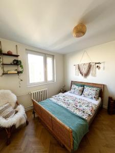 Posteľ alebo postele v izbe v ubytovaní Vintage House z widokiem na morze