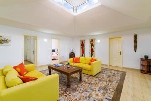Posedenie v ubytovaní Villa Esmeralda by Villa Plus