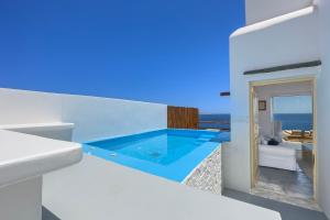 Басейн в Onar Suites & Villas або поблизу