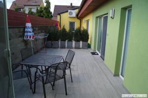 Fotografie z fotogalerie ubytování zelený apartmán v destinaci Lužice