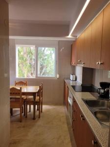 Kuchyň nebo kuchyňský kout v ubytování Apartamento playa DENIA