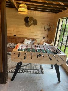 Lauatennis majutusasutuses Maison Patisson või selle läheduses
