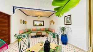 Posezení v ubytování Riad dei colori