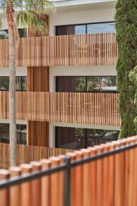 Balkón nebo terasa v ubytování Las Gaviotas Suites Hotel & Spa