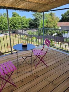 Balkoni atau teres di La Salamandre -appartement +18 gambar