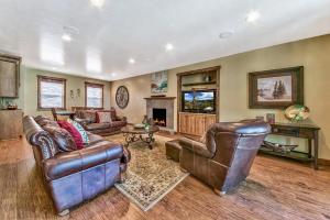 Fotografie z fotogalerie ubytování Lv12 luxury villa with hot tub, close to skiing v destinaci Glenbrook