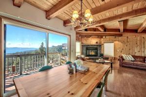 Fotografie z fotogalerie ubytování Mv15 lakeview top of the mountain townhome v destinaci Stateline