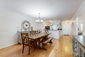 Kuchyň nebo kuchyňský kout v ubytování Mariners Cay 26