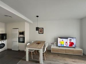 O bucătărie sau chicinetă la Apartamento de Lujo Gran Capitán en el Centro