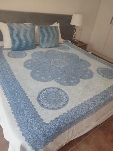 Zdjęcie z galerii obiektu Costa Esuri Ayamonte Las Encinas Luxury 3-bedroom apartment - huge garden w mieście Ayamonte