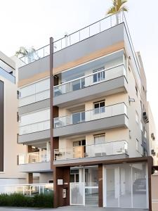 an image of an apartment building at Summer Residence Vista Mar - Gov Celso Ramos/SC in Governador Celso Ramos