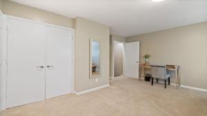 Fotografie z fotogalerie ubytování Gorgeous 2 BR near Carowinds - Patio - Pool v destinaci Charlotte