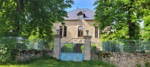Κήπος έξω από το Le Manoir de Sonnac