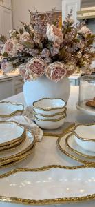 Jídlo v apartmánu nebo okolí + 35 fotografií