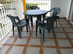 Balkón nebo terasa v ubytování PACIFIQUE duplex vue mer
