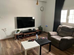 Μια τηλεόραση ή/και κέντρο ψυχαγωγίας στο La Rosa Villa