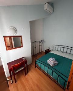 Posteľ alebo postele v izbe v ubytovaní Apartment Ilovik 8069a