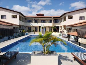 Bazén v ubytování Hotel Pousada Canoa Quebrada nebo v jeho okolí