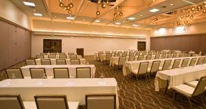 Konferenční prostory v ubytování Ashland Hills Hotel & Suites