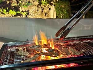 Grillaðstaða í boði fyrir gesti í villunni